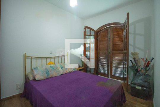 Casa à venda com 4 quartos, 137m² em Suiço, São Bernardo do Campo