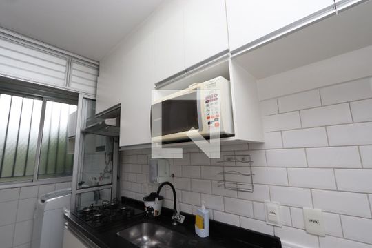 Cozinha de apartamento para alugar com 2 quartos, 54m² em Vila Bela, São Paulo