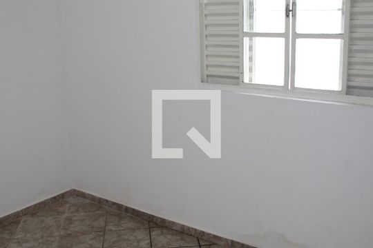 Quarto da casa 1 de casa para alugar com 2 quartos, 180m² em Lapa de Baixo, São Paulo