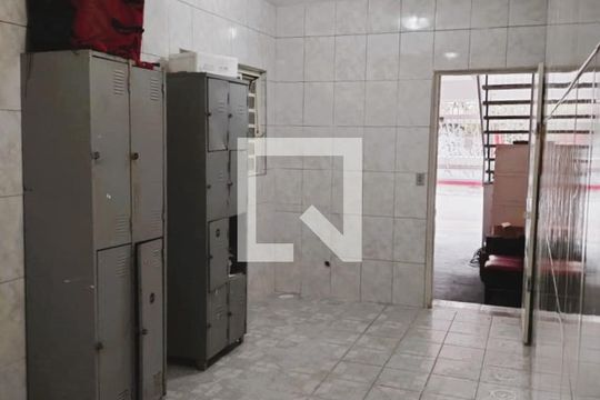 Sala da Casa 1 de casa para alugar com 2 quartos, 180m² em Lapa de Baixo, São Paulo