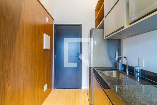 Cozinha de apartamento à venda com 2 quartos, 130m² em Pinheiros, São Paulo