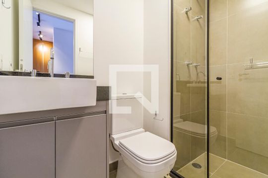 Banheiro da Suíte de apartamento à venda com 2 quartos, 130m² em Pinheiros, São Paulo
