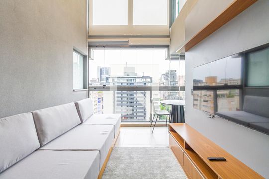 Apartamento à venda com 2 quartos, 130m² em Pinheiros, São Paulo
