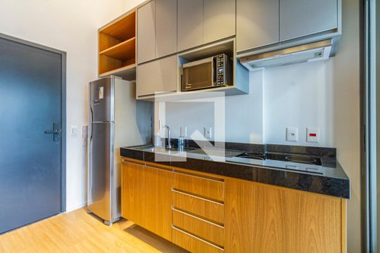 Cozinha de apartamento à venda com 2 quartos, 130m² em Pinheiros, São Paulo