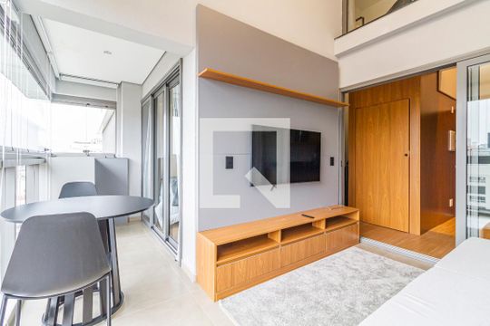 Sala de apartamento à venda com 2 quartos, 130m² em Pinheiros, São Paulo