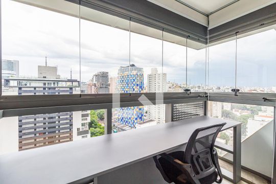 Varanda de apartamento à venda com 2 quartos, 130m² em Pinheiros, São Paulo