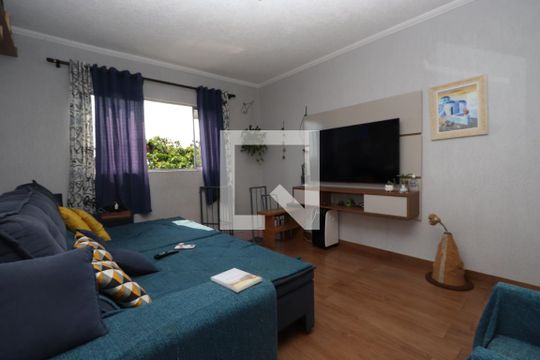Casa para alugar com 2 quartos, 80m² em Jardim Guairaca, São Paulo
