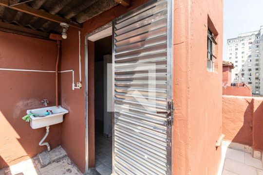 Área de Serviço de apartamento para alugar com 1 quarto, 45m² em Santa Ifigênia, São Paulo