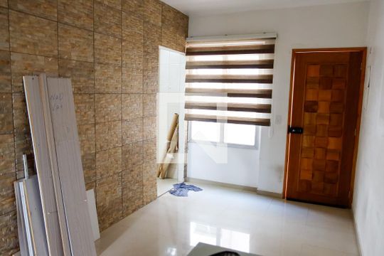Sala de apartamento para alugar com 2 quartos, 55m² em Remédios, Osasco