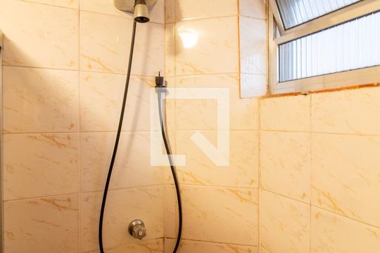 Detalhe do Banheiro de apartamento à venda com 2 quartos, 100m² em Jardim do Papai, Guarulhos