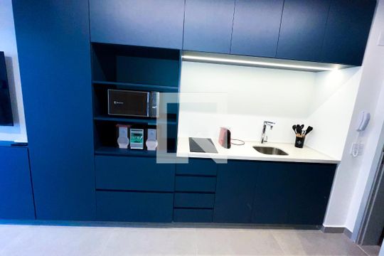 Cozinha de apartamento à venda com 1 quarto, 37m² em Pinheiros, São Paulo