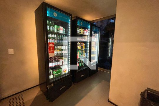 Área comum de apartamento à venda com 1 quarto, 37m² em Pinheiros, São Paulo
