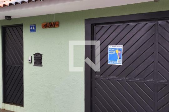 Fachada de casa à venda com 3 quartos, 310m² em Jardim Centenario, São Paulo