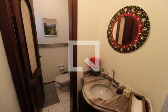 Lavabo de casa à venda com 3 quartos, 310m² em Jardim Centenario, São Paulo