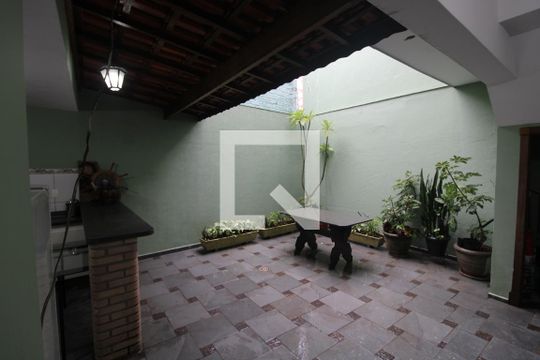 Área comum de casa à venda com 3 quartos, 310m² em Jardim Centenario, São Paulo