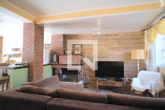 Casa à venda com 3 quartos, 280m² em Morro Santana, Porto Alegre