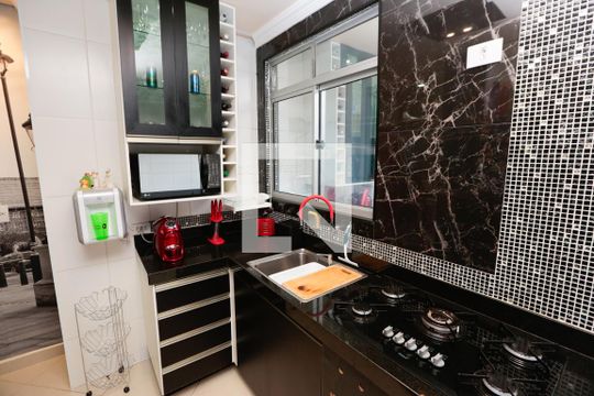 Cozinha de apartamento à venda com 3 quartos, 120m² em Novo Eldorado, Contagem