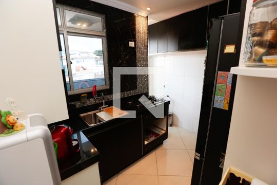 Cozinha de apartamento à venda com 3 quartos, 120m² em Novo Eldorado, Contagem
