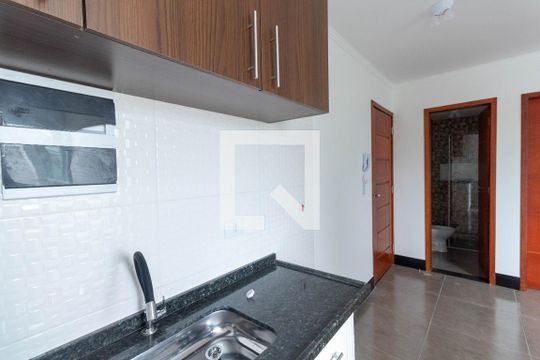 Cozinha de apartamento para alugar com 1 quarto, 35m² em Vila Rio Branco, São Paulo