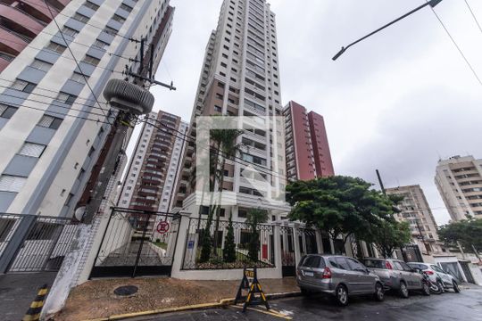 Fachada de apartamento para alugar com 3 quartos, 66m² em Vila Gumercindo, São Paulo