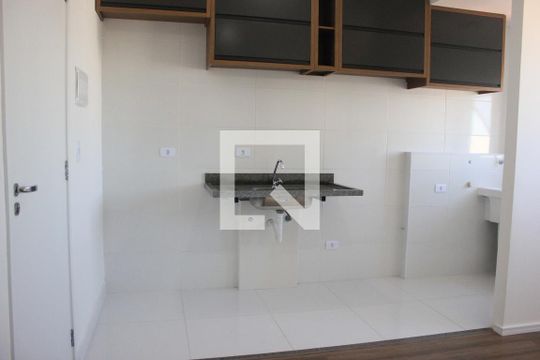 Cozinha de apartamento à venda com 2 quartos, 38m² em Vila Galvão, Guarulhos