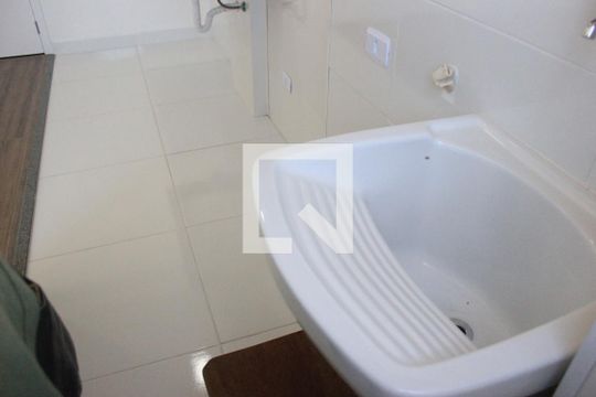 Lavanderia de apartamento à venda com 2 quartos, 38m² em Vila Galvão, Guarulhos