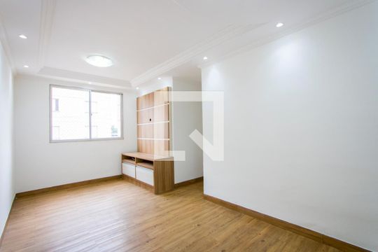 Apartamento à venda com 3 quartos, 65m² em Parque São Vicente, Santo André