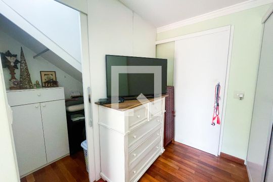 Suíte 2 de apartamento para alugar com 2 quartos, 102m² em Vila Madalena, São Paulo