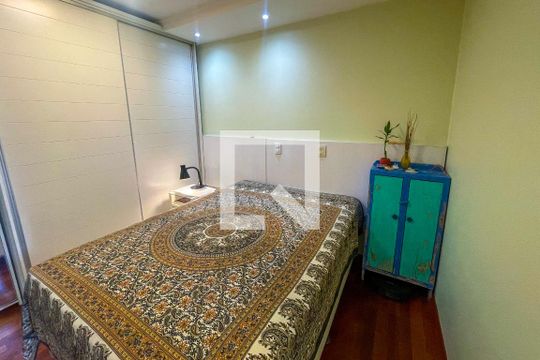 Suite 1 de apartamento para alugar com 2 quartos, 102m² em Vila Madalena, São Paulo
