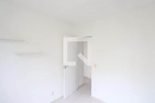 Quarto 2 de apartamento para alugar com 2 quartos, 45m² em Nova Cidade, São Gonçalo