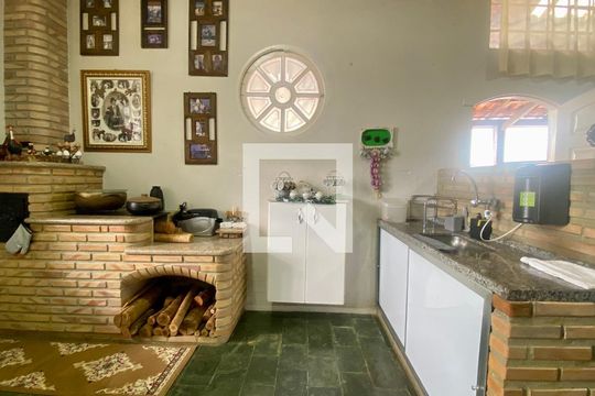 Sala 2 de casa à venda com 4 quartos, 490m² em Santa Lúcia, Belo Horizonte