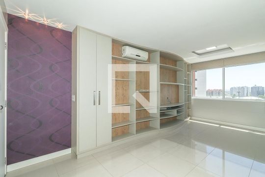 Sala de apartamento à venda com 2 quartos, 69m² em Vila Ipiranga, Porto Alegre