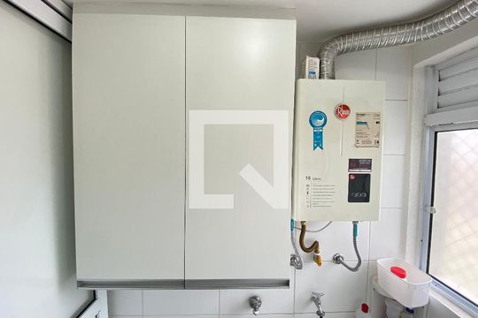 Área de Serviço de apartamento para alugar com 2 quartos, 58m² em Vila Mazzei, São Paulo