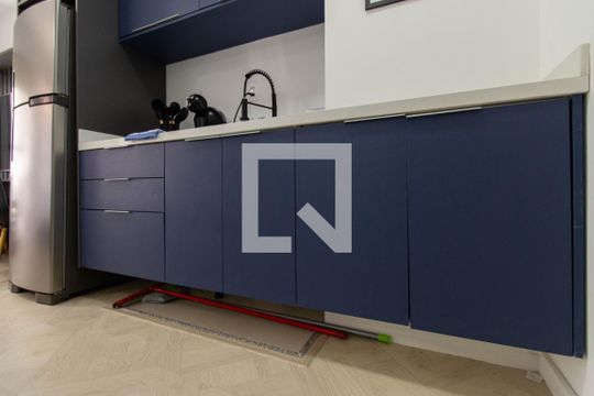 Cozinha de apartamento para alugar com 1 quarto, 27m² em Vila Clementino, São Paulo