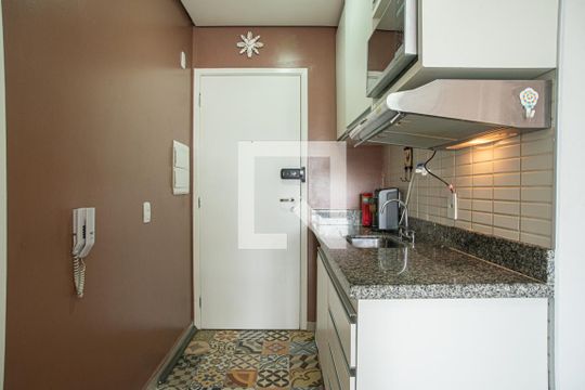 Cozinha de kitnet/studio para alugar com 1 quarto, 28m² em Bela Vista, São Paulo