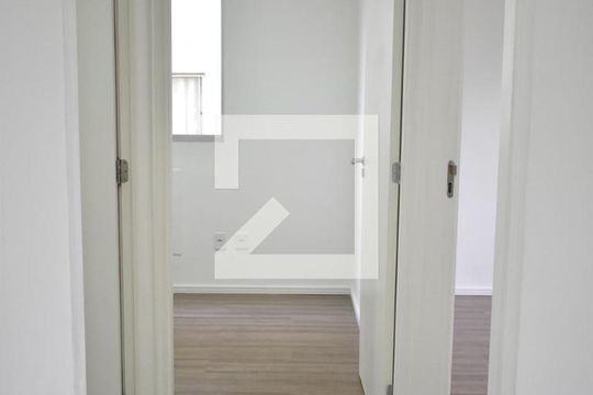 Corredor de apartamento para alugar com 2 quartos, 60m² em Campo Grande, Rio de Janeiro