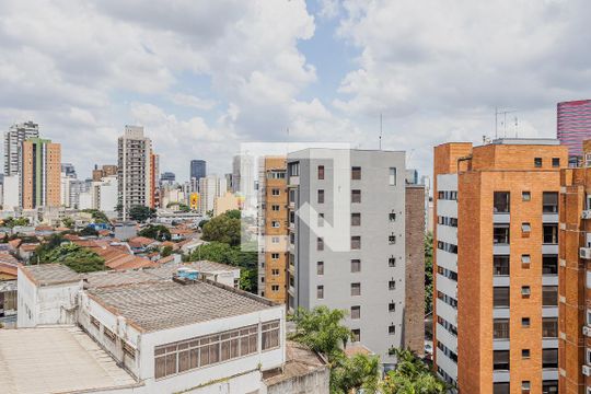 Vista da Varanda de apartamento para alugar com 1 quarto, 34m² em Pinheiros, São Paulo