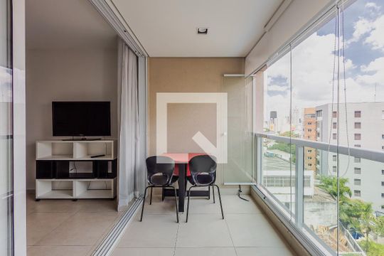 Varanda de apartamento para alugar com 1 quarto, 34m² em Pinheiros, São Paulo