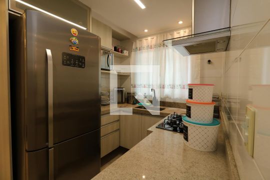 Cozinha de apartamento à venda com 2 quartos, 98m² em Parque João Ramalho, Santo André