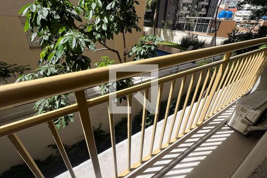Sacada de kitnet/studio à venda com 1 quarto, 25m² em Pinheiros, São Paulo