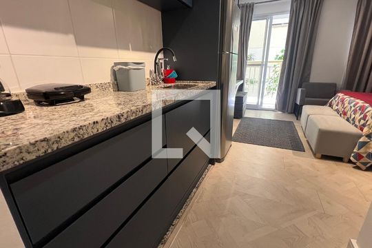 Cozinha de kitnet/studio à venda com 1 quarto, 25m² em Pinheiros, São Paulo