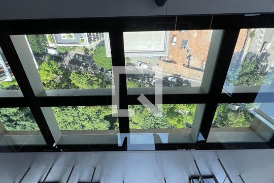 Vista do chão do SKY de kitnet/studio para alugar com 1 quarto, 27m² em Cerqueira César, São Paulo