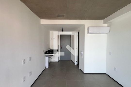Kitnet/Studio para alugar com 1 quarto, 27m² em Cerqueira César, São Paulo