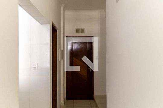 Corredor de kitnet/studio para alugar com 2 quartos, 46m² em Campos Elíseos, São Paulo