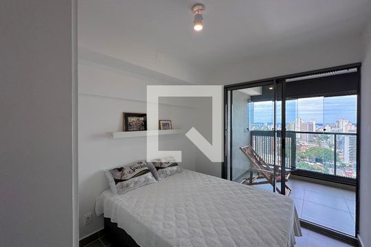 Quarto de apartamento à venda com 1 quarto, 41m² em Santo Amaro, São Paulo