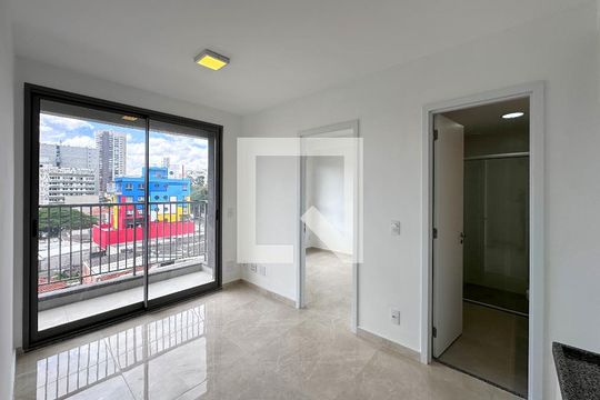 Apartamento à venda com 2 quartos, 37m² em Santo Amaro, São Paulo