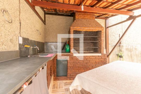 Churrasqueira de casa à venda com 4 quartos, 293m² em Grajaú, Belo Horizonte