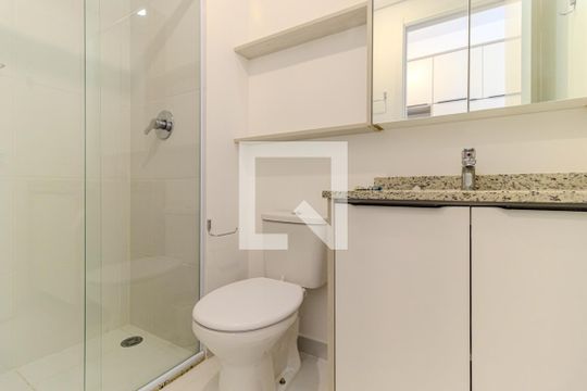 Banheiro de kitnet/studio à venda com 1 quarto, 16m² em Santa Efigênia, São Paulo