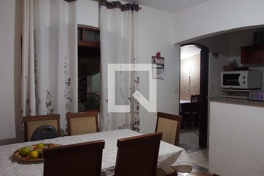 Copa de casa à venda com 4 quartos, 299m² em Vila Iguaçu, Várzea Paulista