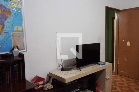 Quarto de casa à venda com 4 quartos, 299m² em Vila Iguaçu, Várzea Paulista